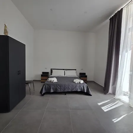 Mammarusina * Бриндизи